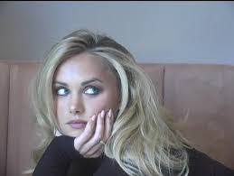 Melinda Pryor's Instagram, Twitter & Facebook