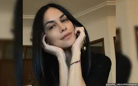 Top bacol hashtags for instagram, facebook, twitter, youtube, tiktok. Potret Sophia Latjuba Viral Di Twitter Usianya Jadi Perbincangan