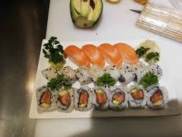 In january 2007, to assist former executive chefs aki yamamoto and yoshifumi shibata with the creation of taormina sicilian cuisine's grand and lunch menus. Galleria Hiro Sushi Ristorante Giapponese A Quarrata
