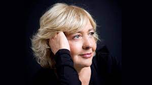 Mónica gonzález mujica (santiago, 24 de octubre de 1949) es una periodista y escritora chilena, premio nacional de periodismo 2019. Monica Rincon Y Daniel Matamala Se Suman A Campana Para Darle El Premio Nacional De Periodismo A Monica Gonzalez