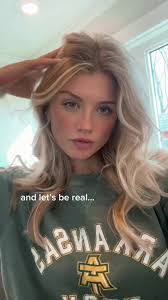 Robert Deeter's Instagram, Twitter & Facebook