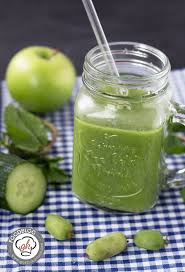 Geballte Power In Grun Apfel Gurke Kiwibeeren Smoothie Gesunde Grune Smoothies Gemuse Smoothie Apfel Smoothie