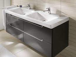 Insieme alle collezioni piastrelle, saranno presentate le più belle creazioni 2010. Villeroy Boch Subway 2 0 Google Zoeken Double Vanity Bathroom Bathroom Vanity Bathroom Sink Vanity
