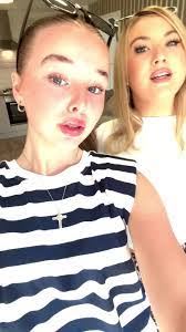 Mia Duff's Instagram, Twitter & Facebook