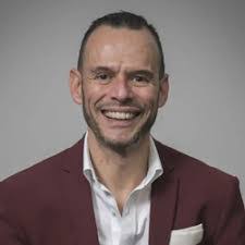 Pedro Olloqui's Instagram, Twitter & Facebook