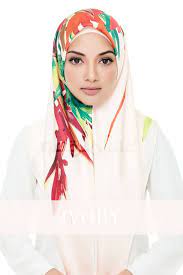 Kain satin corak dengan ikatan riben. Bawal Satin Corak Bunga Liar Fenomena Baru Naelofar Hijab