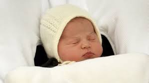 Manchmal ein wenig frech, nicht immer ganz so gut gelaunt und auch mal ein bisschenschüchtern. Name Fur Das Royal Baby Gestatten Prinzessin Charlotte Elizabeth Diana
