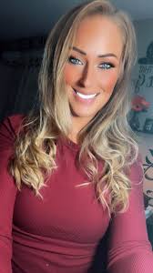 Robbi-Lyn Marshall (@robbiilynnnn) • Facebook