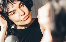 Kaitlyn Petit's Instagram, Twitter & Facebook