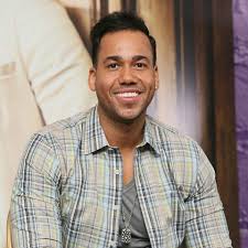 Ouça músicas do artista romeo santos. Does Romeo Santos Have A Wife Is He Married His Father Of 2 Kids Gay Rumors