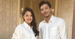 More puan sri mawar (zizie ezette) dan kakak tiri, puteri emallyn (uqasha senrose). Hero Seorang Cinderella Episod 11 Myflm4u