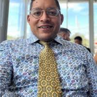 40+ "Daniel Karim" profiles