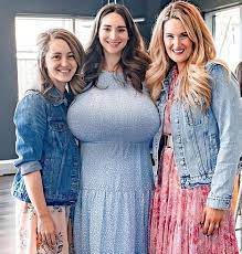 Abigail Shapiro Tits - 69 photo