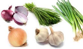 Daun bawang merupakan jenis sayuran dari kelompok bawang yang banyak digunakan dalam masakan. Keluarga Besar Bawang Dan Khasiatnya Mads Archive