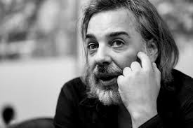 Íñigo Coppel: «Algunos presentan a Otegi como un hombre de paz. Pero yo lo  recuerdo brindando con champán cuando alguien era asesinado. Esa es la  realidad que viví, y eso es lo