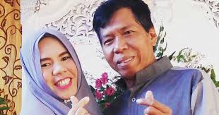 Tak Dimintai Izin Poligami Ini Pengakuan Istri Pertama Kiwil
