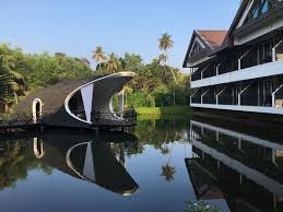 How to use picturesque in a sentence. Picturesque Picture Of Lake Canopy Alappuzha Tripadvisor