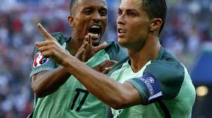 Die portugiesische auswahl kassierte lediglich in den letzten 6 partien keine. Ronaldo Rettet Portugal Doppelpack Beim 3 3 Gegen Ungarn Baden Online Nachrichten Der Ortenau Offenburger Tageblatt