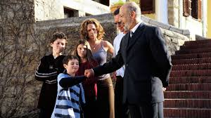 Reszkesetek betörök ile bağlantı kurmak için şimdi facebook'a katıl. Maintenant Que Ses Parents Sont Separes Kevin Doit Passer Ses Vacances Avec Son Pere Chez La Petite A Free Movies Online Full Movies Online Free Movies Online