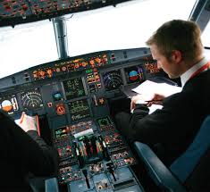 Download a320 cockpit systems and enjoy it on your iphone, ipad, and ipod touch. Why Easyjet Becomeapilot Easyjet Com