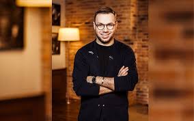 +38 (067) 224 67 00. Uzhe Ne Modno Andre Tan Nazval Top 5 Antitrendov Etoj Oseni Womanel