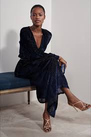 Abiti da cerimonia per bambine, qualche idea. Ralph Lauren New York Pre Spring 2019 Shows Vogue It Abiti Stili Stile Di Moda