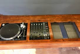 Pin By Christian Koch On Dj Case Turntable Furniture Design Record Player Console Turntable Furniture