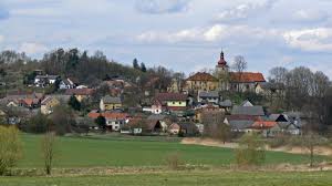 It is divided into 16 administrative provinces, covering an area of 312,696 square kilometres (120,733 sq mi), and has a largely temperate seasonal climate. Polen Wikipedia