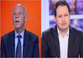 قرر الرئيس التونسي قيس سعيد تجميد كل سلطات مجلس النواب ورفع الحصانة عن كل أعضاء البرلمان وإعفاء رئيس الوزراء هشام المشيشي من منصبه. Ø³Ù…ÙŠØ± Ø§Ù„ÙˆØ§ÙÙŠ ÙÙŠ Ù‡Ø¬ÙˆÙ… ØºÙŠØ± Ù…Ø³Ø¨ÙˆÙ‚ Ø¹Ù„Ù‰ Ù‚ÙŠØ³ Ø³Ø¹ÙŠØ¯ Ø§Ù„Ù…Ù†Ø¨Ø± Ø§Ù„ØªÙˆÙ†Ø³ÙŠ