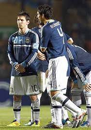Uruguay ganó en los penales y eliminó a la selección en cuartos. Messi S Copa Dream Crushed By Old Rivals Rediff Sports
