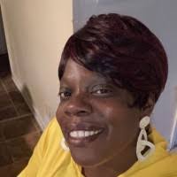 Bernadette Toomer's Instagram, Twitter & Facebook