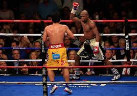 Floyd mayweather jr., celebrates his victory over manny pacquiao, from the philippines, with the champion's belt following their welterweight title fight on saturday. Hasil Sesungguhnya Mayweather Vs Pacquiao Setelah Rekaman Diulang Ulang Okezone Sports