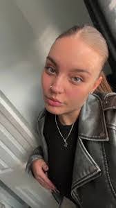 Misty Keeling's Instagram, Twitter & Facebook