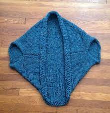 Ch 114( 120, 126, 132 ), sk 2 ch ( do not count as a st ), 1 dc into next ch and each ch across. Quick And Easy Shrug Cocoon Sweater Blanket Free Knitting Pattern Trico Livre Quimono Trico Trico