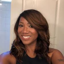 Krystal Ross's Instagram, Twitter & Facebook