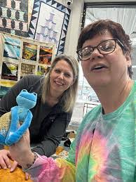 Jill Harker's Instagram, Twitter & Facebook