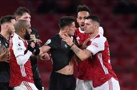 Грани́т джа́ка — швейцарский футболист, полузащитник и bellerin, xhaka & holding | 2017 emirates fa cup final watchalong. Granit Xhaka Sieht Im Doppelten Sinn Rot