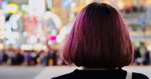 Apabila rambut kamu wave atau curly, dapat melakukan smoothing agar hasil tatanan rambut lebih maksimal. Gaya Dan Model Rambut Pendek Perempuan Terbaru Popmama Com