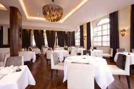 Image Result For Restaurants With White Tablecloths Restaurant Restaurant Lounge White Dining Room