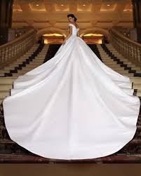 Elegant Satin Wedding Dress Ball Gowns 2019 Off The Shoulder Modest Lace Bridal Gown Cathedral Train Ball Gown Wedding Dress Bridal Gowns Wedding Dresses