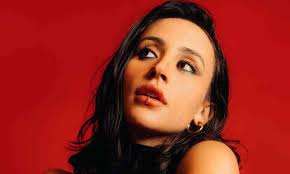 No filme "Malu", diretor dá tratamento ficcional à história de sua mãe