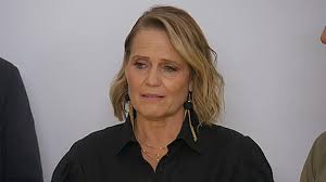 A fter the sad announcement recently that the block's shaynna blaze and personal trainer husband steve vaughan had separated, reports have emerged that fifi box is caught up in it all. The Block Shaynna Blaze S Brutal Verdict Of Guest Bedrooms