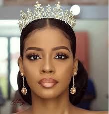 Your crown braid will begin and end on either side of the parting. Every Bride Wants To Look Exceptionally Beautiful For Her Wedding Day African Fas Wedding Hairstyles With Crown Amazing Wedding Makeup Perfect Wedding Makeup
