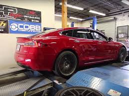 Tesla model s p100d it´s slower than a chevrolet camaro v6 1le around corners ! Dragtimes Straps Tesla Model S P100d With Ludicrous To Dyno