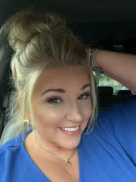 Good Morning Beautiful Girls & Happy Fri-YaY!! Let's kick off the day with  a little self love & affirmation!! Find your word 👇🏼 & share it with us  below! 💖 Then… Have