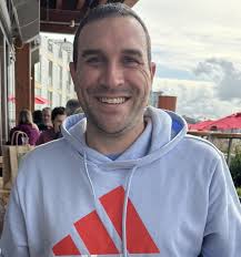 Who's my doppelgänger? : r/doppelganger