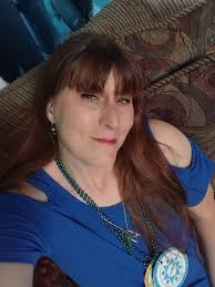 What is kind of your lover's characteristic that you find?