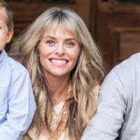 Jodi Theriault's Instagram, Twitter & Facebook