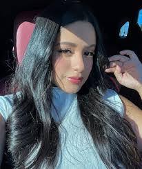 Shannon Bonilla's Instagram, Twitter & Facebook