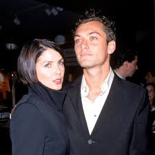 Check spelling or type a new query. Jude Law Seine Ex Packt Aus Bunte De
